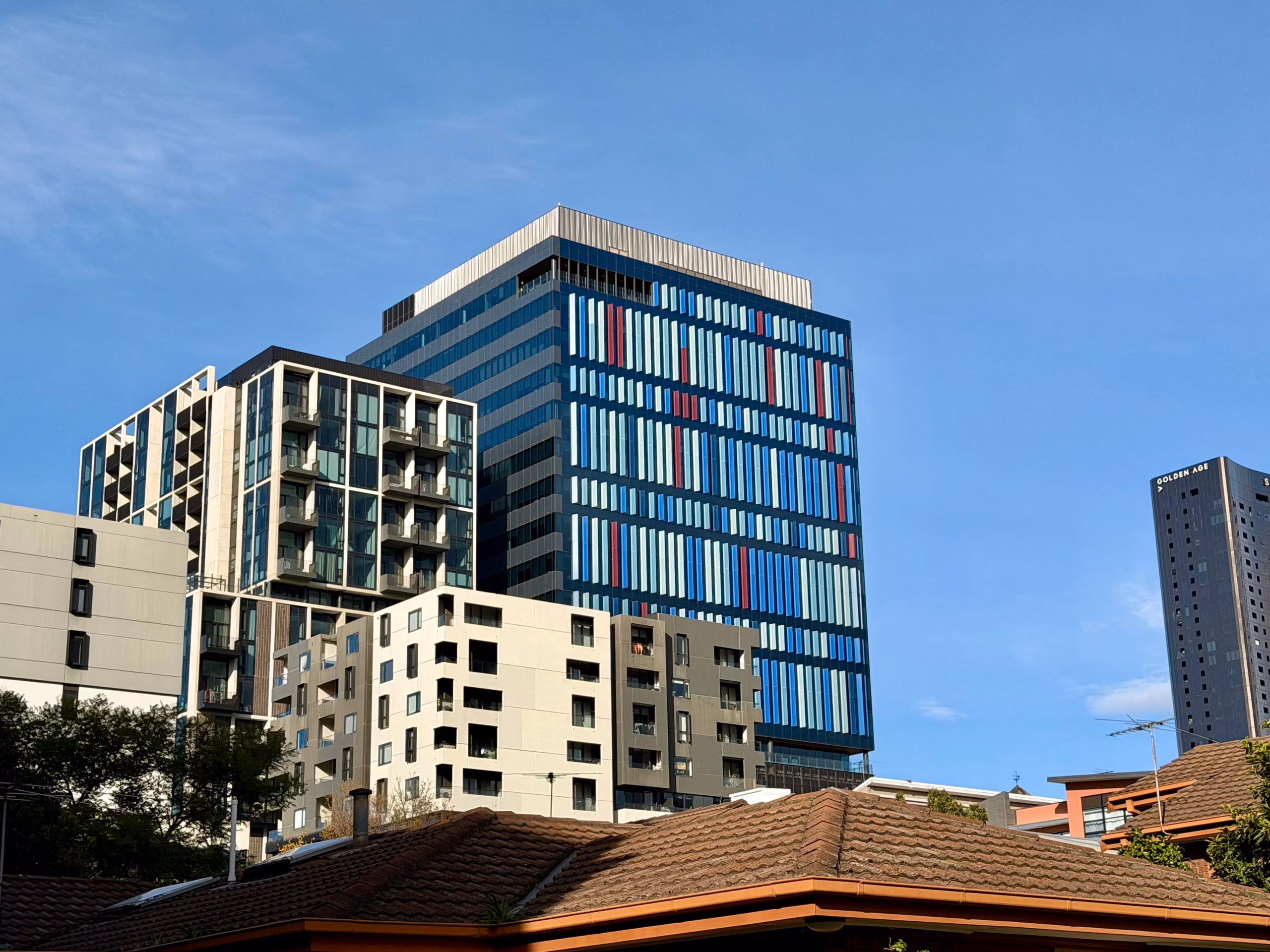 Modern Downtown Apartment